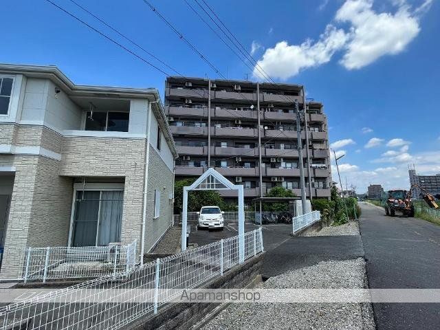 ドゥ アンジェロの玄関写真