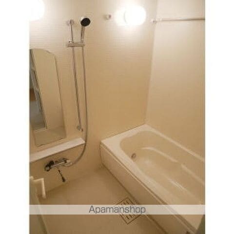 アクシア大橋の内装写真