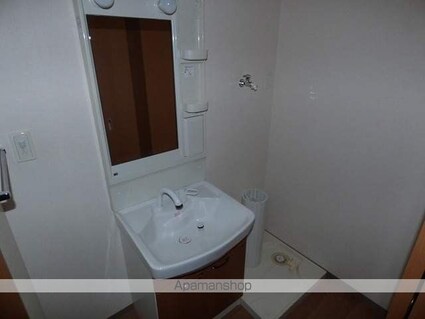 Ｊｅ　ｌｅ　ｐｒｅｎｄｓ　（ジュルプラン）[1K/34m2]の洗面所