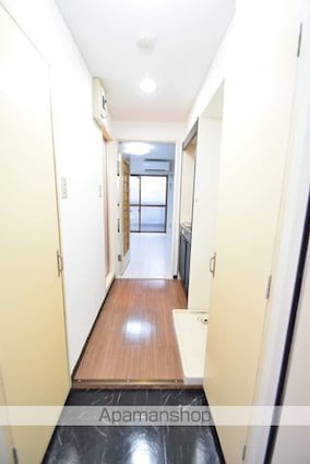 Ｆ．Ａｚａｌｅａ喜沢[1K/15.86m2]の玄関