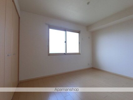 ルミエール　Ａ＆Ｋ　ⅠⅡⅢ[2DK/55.37m2]のリビング・居間