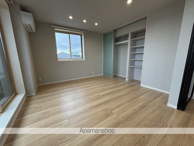 RA LUXの内装写真