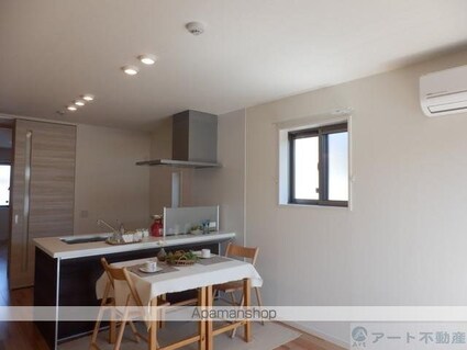 アイカエール[2LDK/62.69m2]のリビング・居間