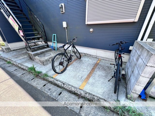 グリシーヌ・アインの外観写真