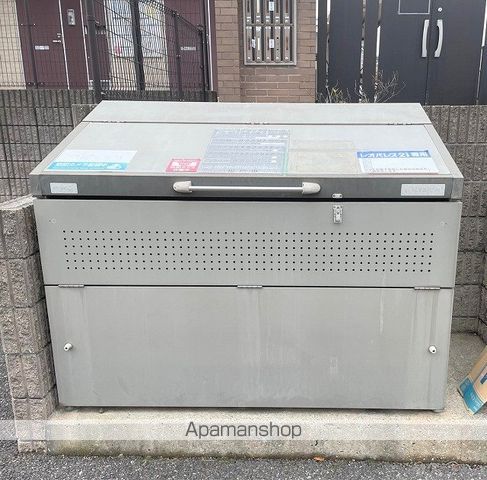 レオパレス三矢小台 KHの内装写真