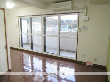 エスト加賀野[2LDK/51.84m2]のリビング・居間