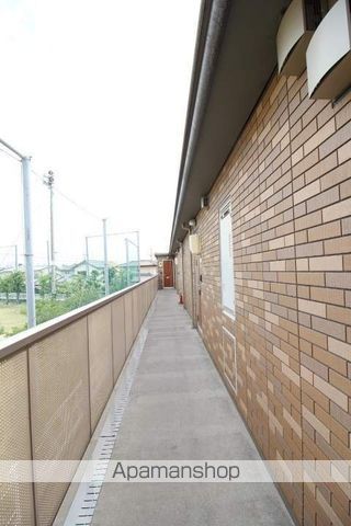 ファレノプシスの玄関写真