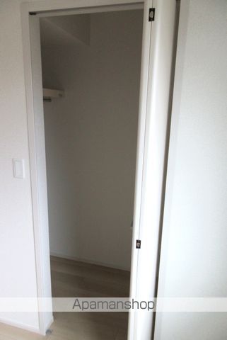フィオリーレ・アノ IIの内装写真