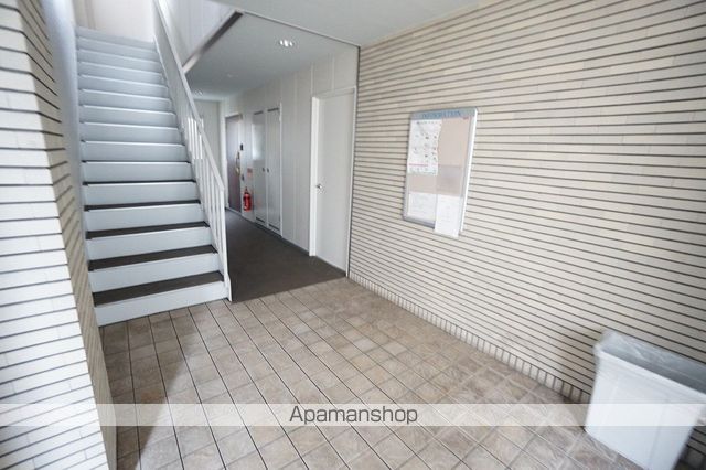 ジュネス京口の玄関写真