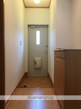 エヴァＤ[1R/35.18m2]の玄関