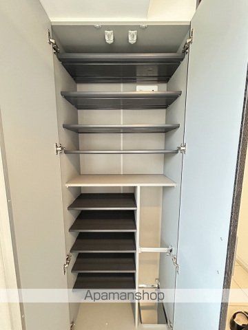 ラルウェンディ縮景園前イースト[1K/30.05m2]の玄関