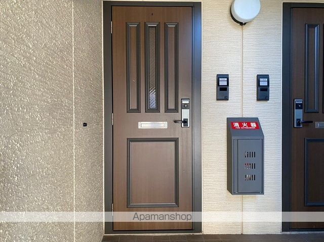 エクセレントヴィラ E棟の玄関写真