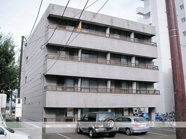 3R’sの外観写真