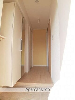 カーサ　デ　ベラーノⅠ[1LDK/44.21m2]の玄関