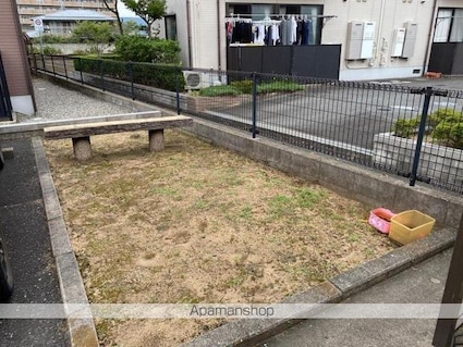 ドムスヒルズ　Ｄ館[2LDK/54.81m2]の共用部3