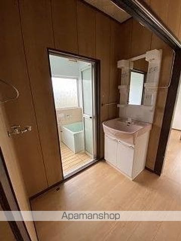 福島交通飯坂線 泉駅 徒歩5分 1階建 築44年の内装写真