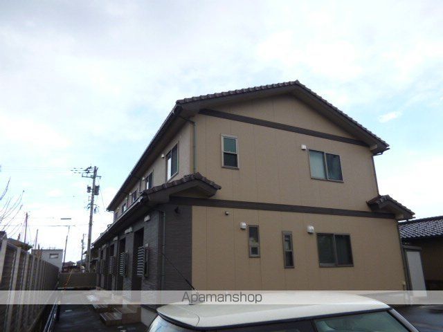 ファイン田島E棟の外観写真