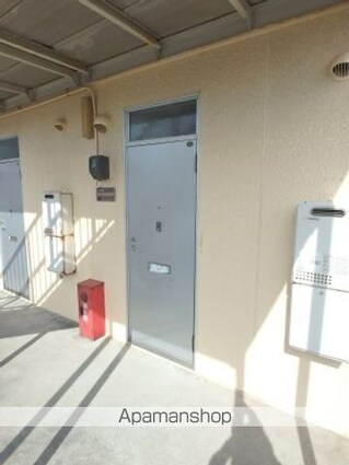 ラズベリーハウスＡ・Ｂ[1R/23.14m2]のエントランス1