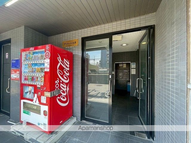 プリエール玉津の玄関写真