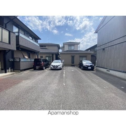 サンガーデン茜ケ丘の外観写真