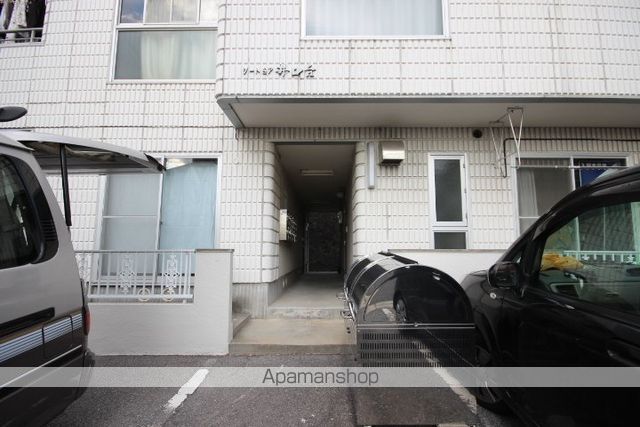 シートピア井口台の玄関写真