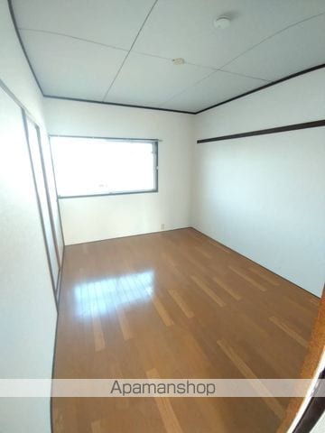 サルヴァトーレ大橋の内装写真