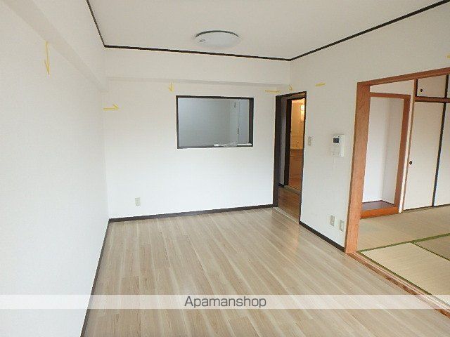 グランドール大宮の内装写真