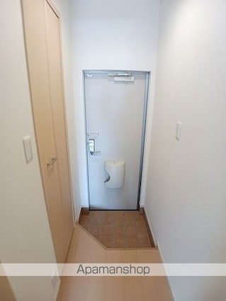 ＮｅｗーＷｉｎ[1R/36.79m2]の玄関