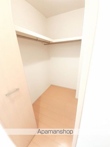 アクア エクセル 青塚の内装写真