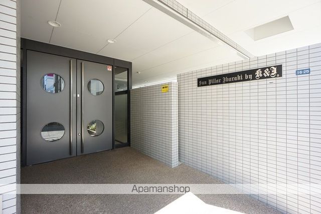 サンピラー茨木BYK&Iの玄関写真