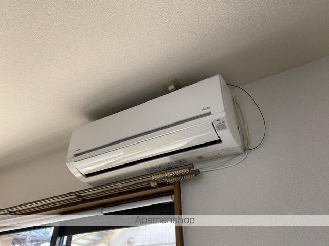 カレッジハイツ山地A・B棟の内装写真