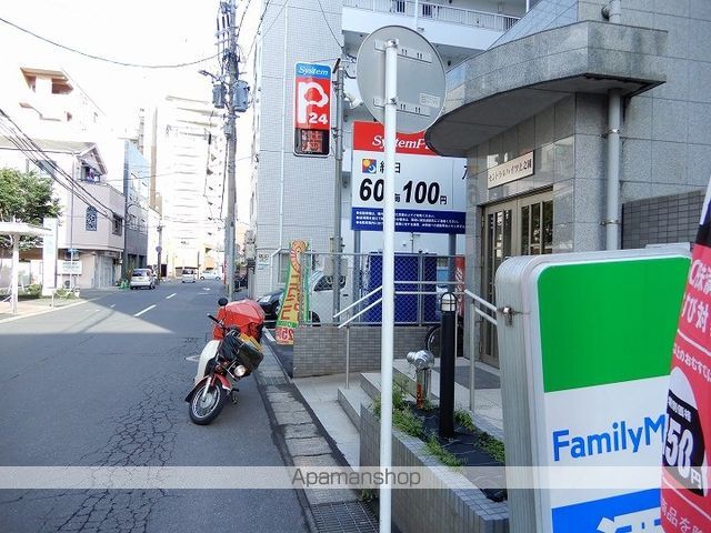 セントラルハイツ上之園の玄関写真