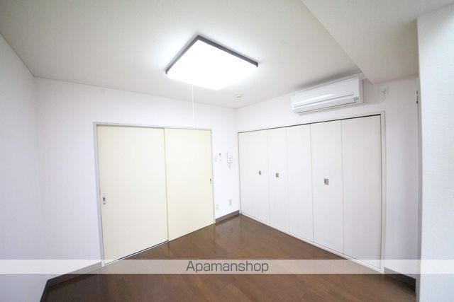 朝日チェリーヒルズ上野町の内装写真