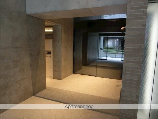 ＺＯＯＭ日本橋蛎殻町[1LDK/41.09m2]のエントランス