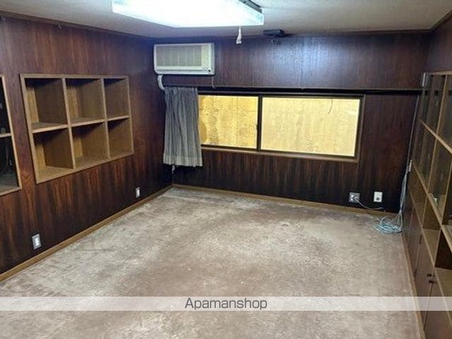 青山新町27番4号の内装写真
