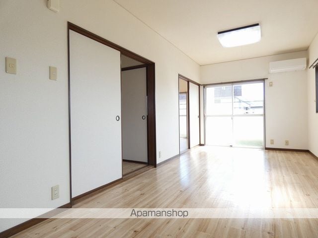 メゾン上岡田Aの内装写真