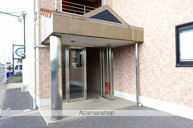 カーサヴィオレッタ Aの玄関写真