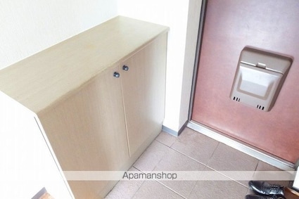 プティシャトウ・千石町[2K/39.01m2]の玄関