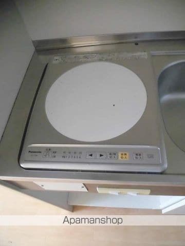 フォースアベニューの内装写真