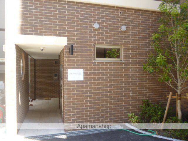 アール・オーハイム松崎町の玄関写真