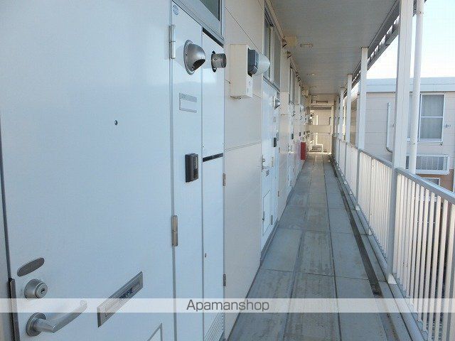 レオパレスブリランテの玄関写真