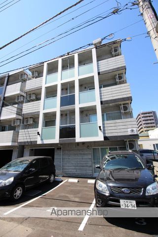 カーサ北3条の外観写真