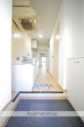 グリーンハイム聖蹟[1R/21.87m2]の玄関