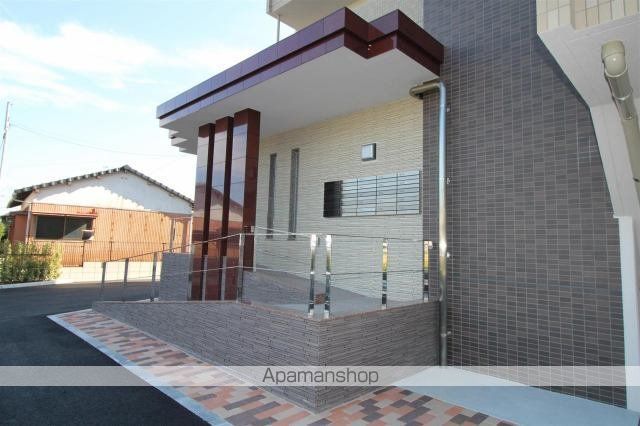 ヒカオオリエントマンション北館の外観写真