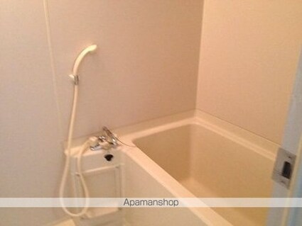 ナチュラルリーフ松山[3LDK/66.14m2]のバス