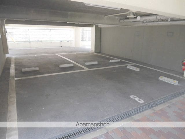 シティコートIII西鉄下大利駅前の玄関写真