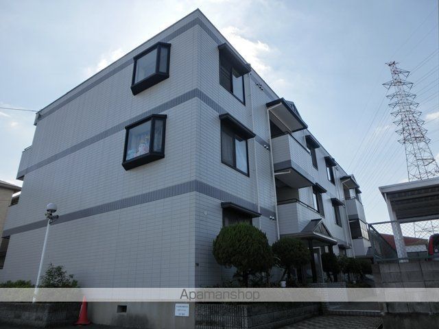 高井マンションの外観写真