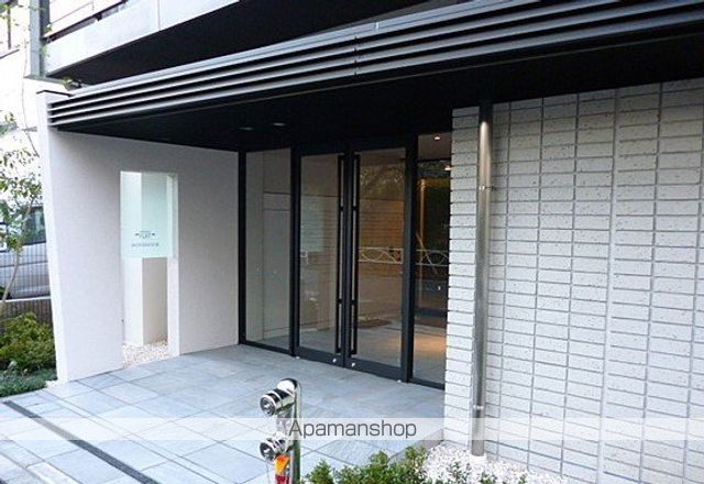 プラウドフラット森下IIIの玄関写真