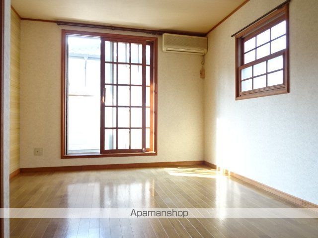 オレンジハウスの内装写真