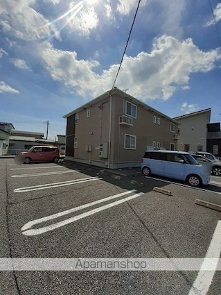 宮城県石巻市開北３丁目[1LDK/46.22m2]の駐車場